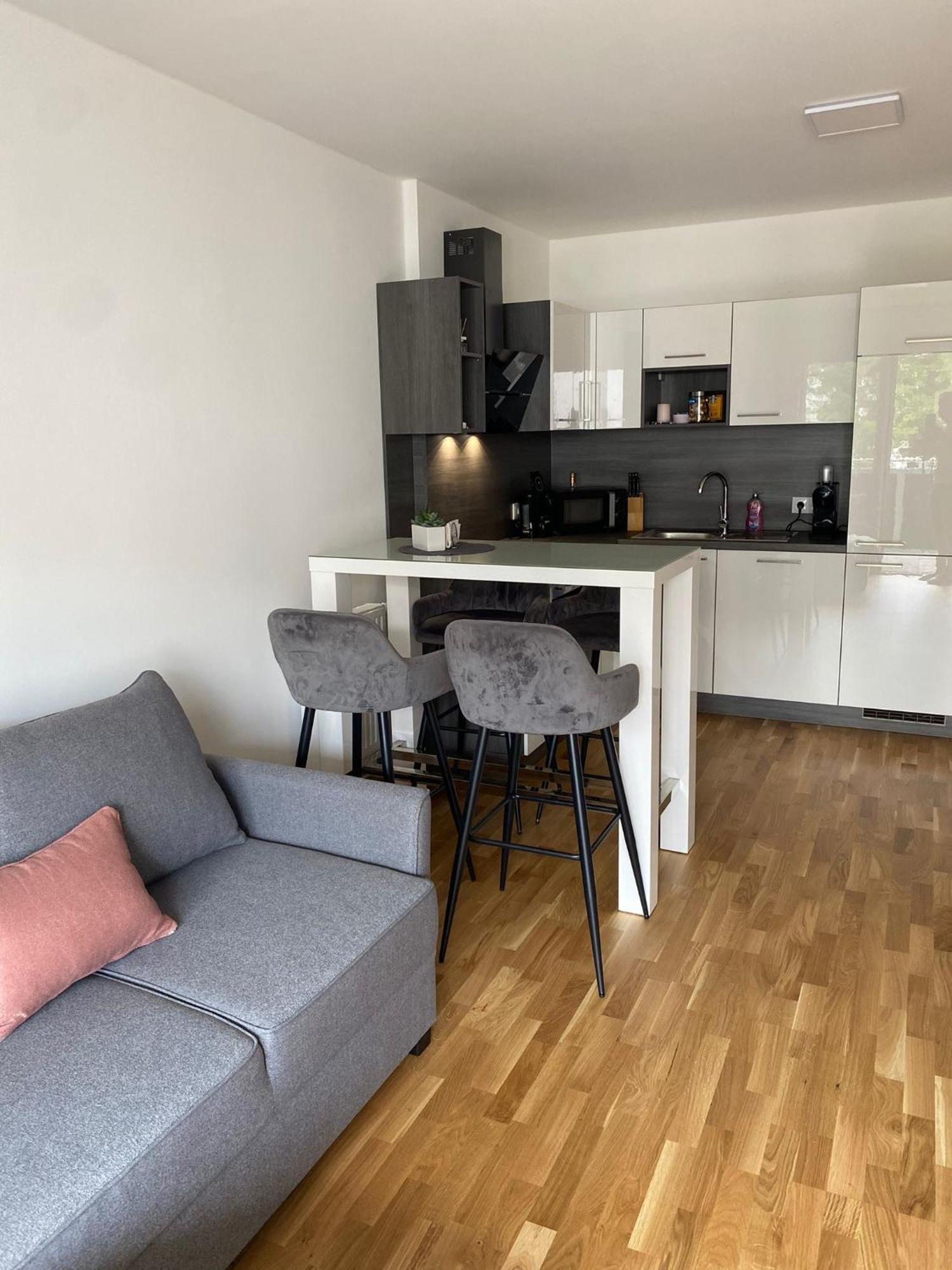 Wunderschoene, Neue Wohnung Mit Grosser Terrasse Ebenthal (Klagenfurt-Land) Exterior foto